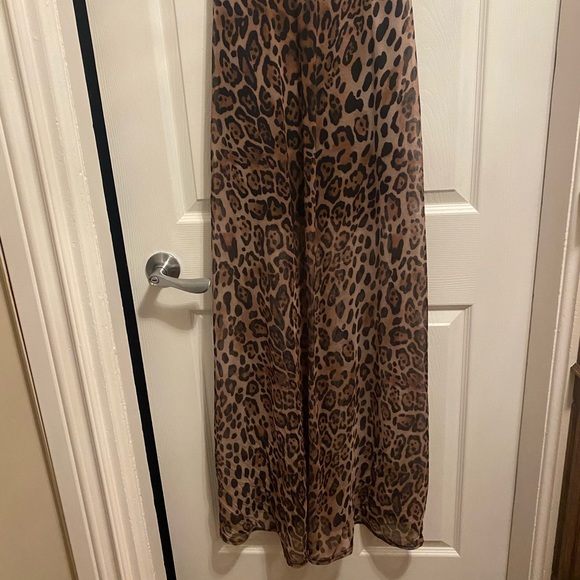 Boohoo Tall Mesh Leopard Print Maxi Dress - Picture 3 of 5